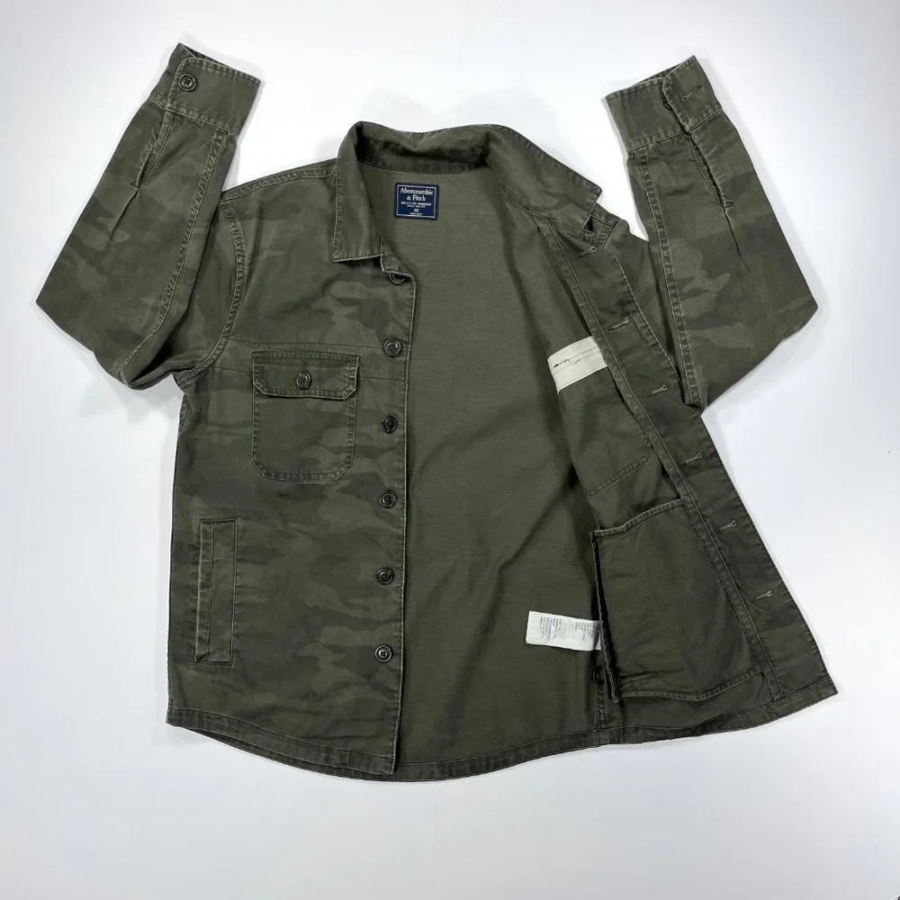 A&F Men's XS Military Shirt Jacket Army Green Camo Button Down Cotton Shacket - Picture 4 of 16